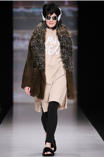Ekaterina Akkhuzina for Ekaterina Furs0537
